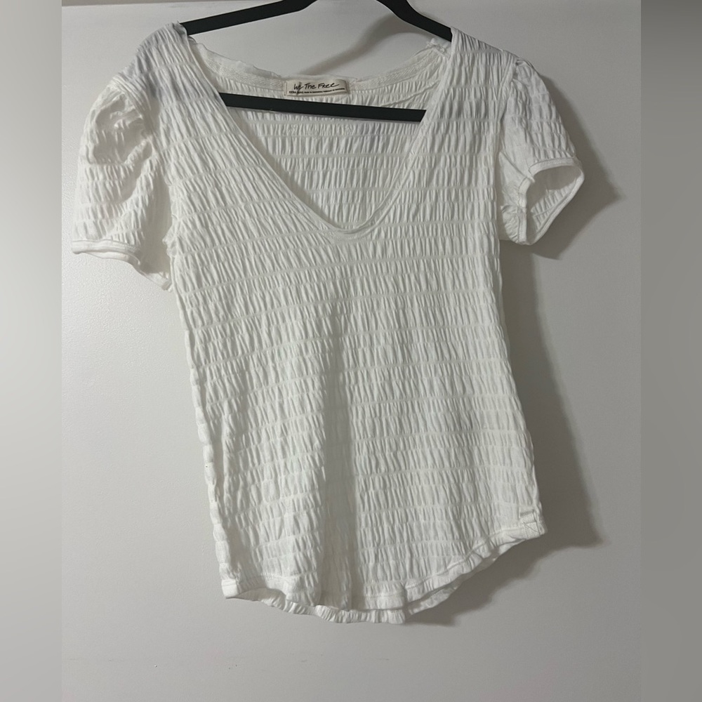 We the Free white tee size XS